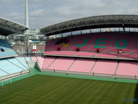 �ϲ���һ���������߽���˻���𳡹�