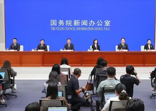 �ܾ��򵼳�ϯ����Ժ�������д����